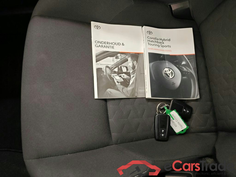 Toyota Corolla Touring Sports 1.8 Hybrid Business 5d #4