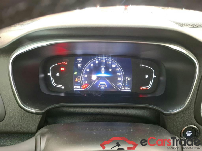 RENAULT Mégane Berline / 2020 / 5P / Berline Business TCe 140 EDC FAP #6