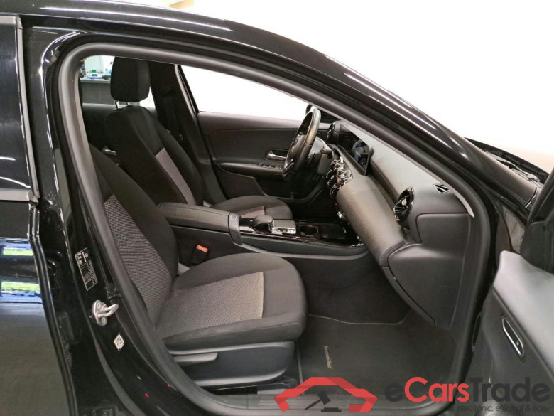 MERCEDES - MER A BERLINE 180d 116PK 7G-DCT Business Solution & Smartphone Integration & Pano Roof #3