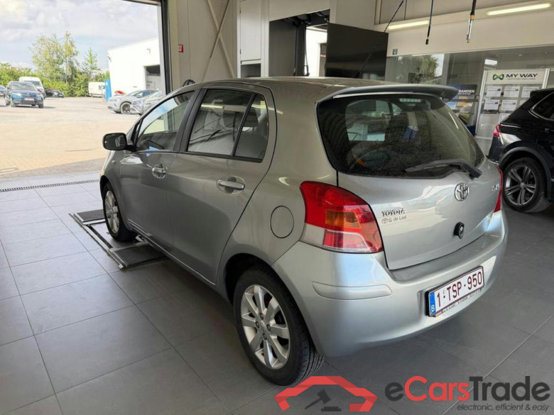 TOYOTA Yaris 1.33i VVT-i Chill Out II MMT #4