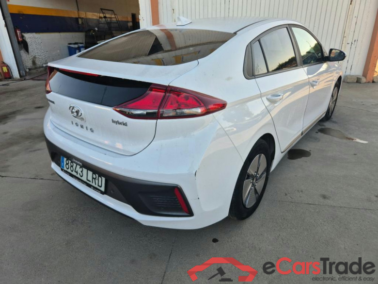 HYUNDAI IONIQ / 2019 / 5P / berlina con portón 1.6 GDI HEV Klass DCT #2