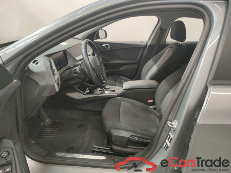 BMW 1 Reeks Hatch 118iA (100 kW) 5d #3