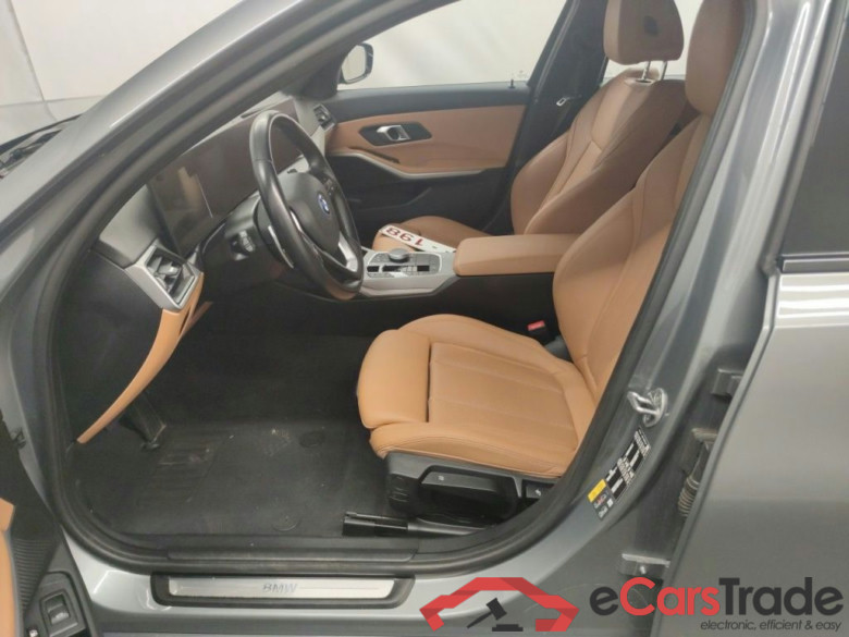 BMW 3 Reeks Touring 330e (215 kW) 5d #3