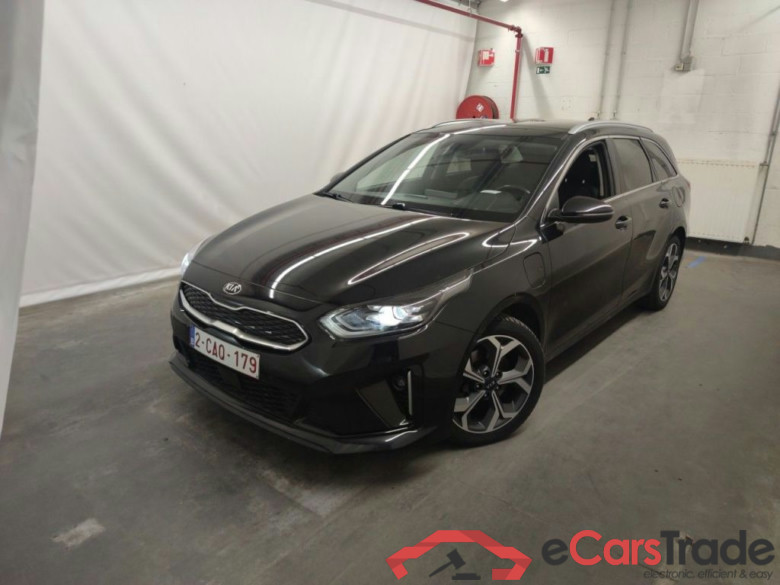 KIA cee'd Sportswagon Sense 1.6 GDi PHEV DCT ISG 5d #1