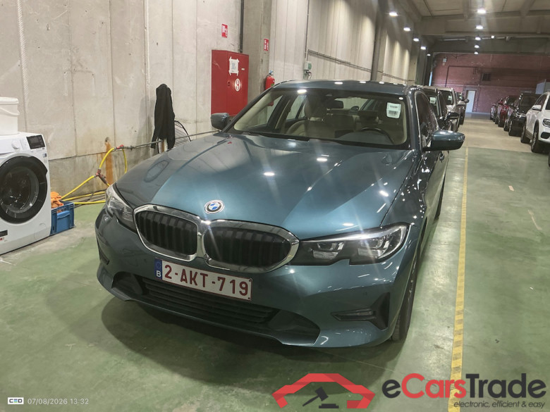 BMW 3 SERIES BERLINE 2.0 318DA (110KW) BERLINE #2