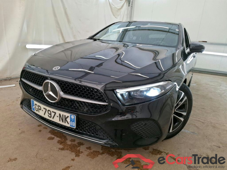 MERCEDES-BENZ Classe A Compact / 2022 / 5P / Berline A 200 Business Line 7G-DCT #1