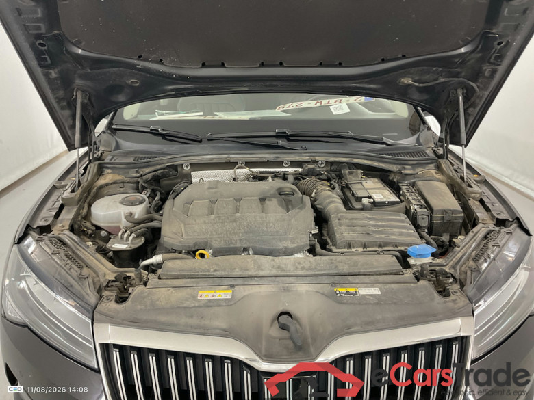 SKODA SUPERB COMBI 2.0 CRTDI 110KW DSG7 CLEVER #6