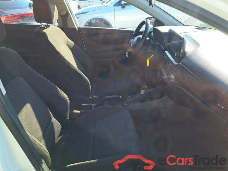 HYUNDAI i20 / 2020 / 5P / berlina con portón 1.0 TGDI 74kW (100CV) 48V Klass DCT #6