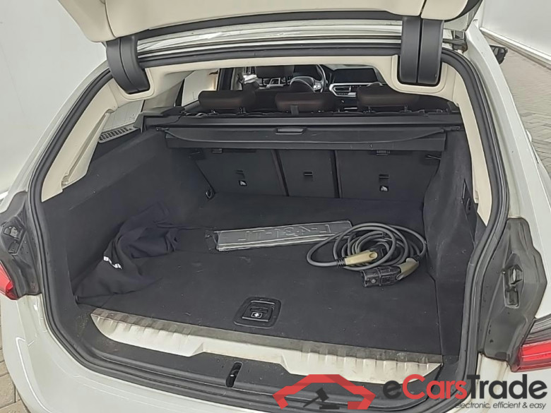 BMW 3-serie Touring 320e Business Edition Plus 5D 150kW #5