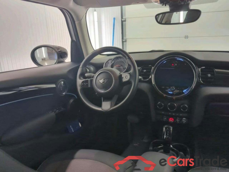 Mini 5-deurs 1.5 Cooper Camden #3