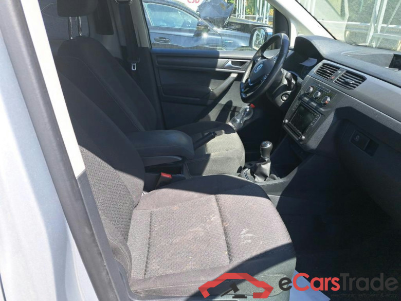VOLKSWAGEN - VW  CADDY MAXI DOUBLE CAB CRTDi 102PK        ***     ENGINE OUT   !  - TURBO  OUT  -   MOTORSCHADEN - TURBO DAFEKT   !         ***   Trendline With Climatic & Pack Visibility & Lane Assist & Rear APS #3