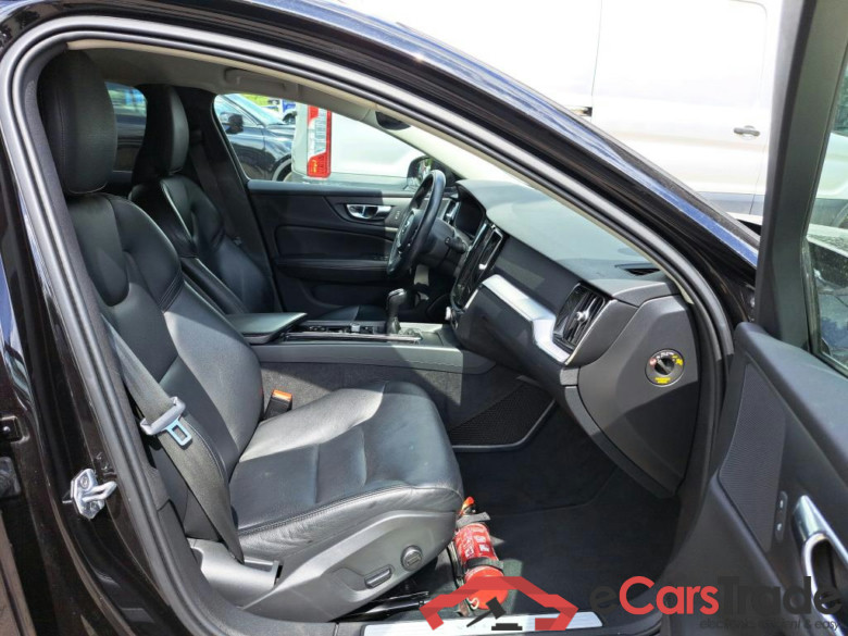VOLVO - VOL V60 D3 150PK Momentum Pro Pack Business With Moritz Leather #3