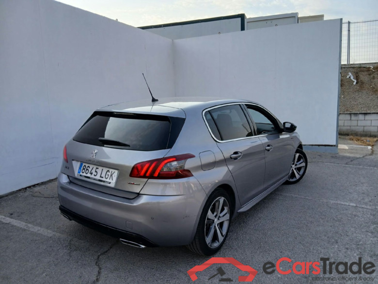 PEUGEOT 308 / 2017 / 5P / berlina con portón GT Line PureTech 130 S&S EAT8 #2