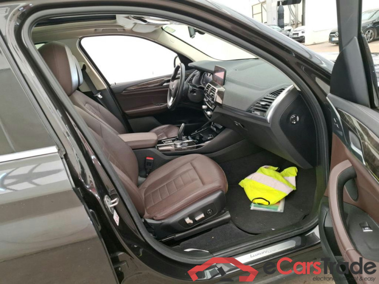 Série X3 sDrive 18d Luxury 2.0 150CV BVA8 E6dT #6