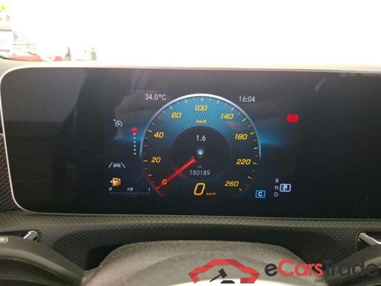 MERCEDES-BENZ CLA Shooting Brake / 2019 / 5P / Break CLA 200 d Business Line BA8 #6