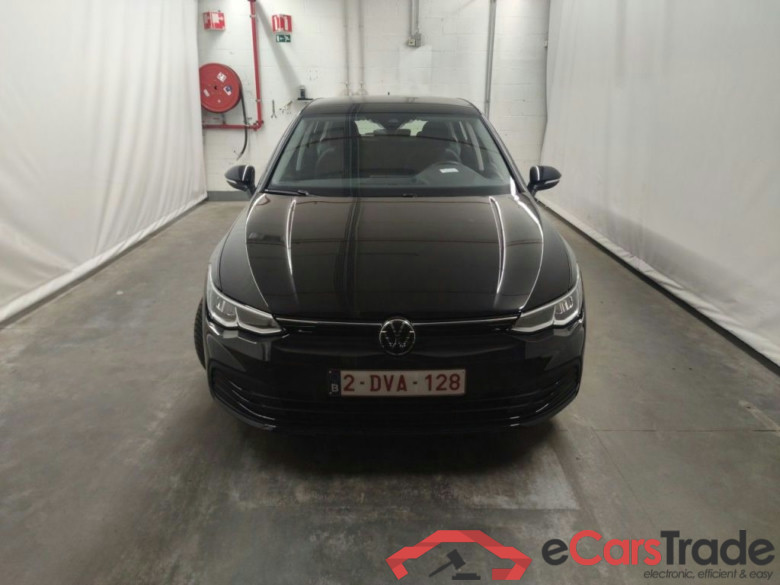 Volkswagen Golf VIII 2.0 TDI 85kW Life Business DSG 5d #1