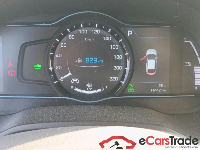 HYUNDAI IONIQ / 2016 / 5P / berlina con portón 1.6 GDI HEV Tecno DCT #5