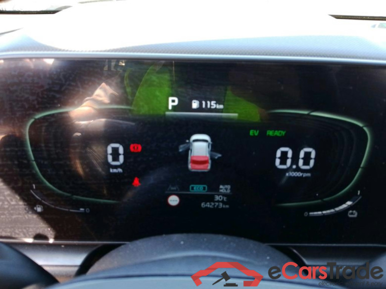 KIA Niro / 2022 / 5P / crossover 1.6 GDi PHEV 135kW (183CV) Drive #4