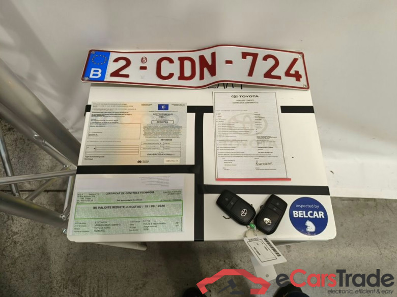 Toyota Yaris 1.5 VVT-i Hybrid Iconic e-CVT 5d #4