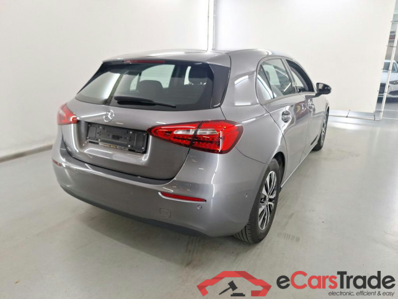 MERCEDES-BENZ A-CLASS LIMOUSINE 2.0 A 180 D BUSINESS SOLUTION ESSENTIAL #4