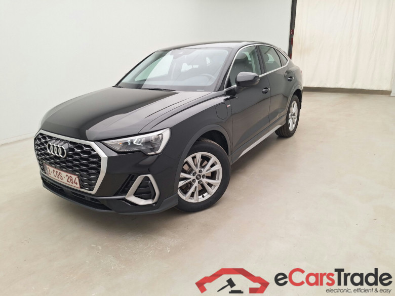 Audi, Q3 SB '19 PHEV, Q3 SB 45 TFSie PHEV S Li.Str. #2