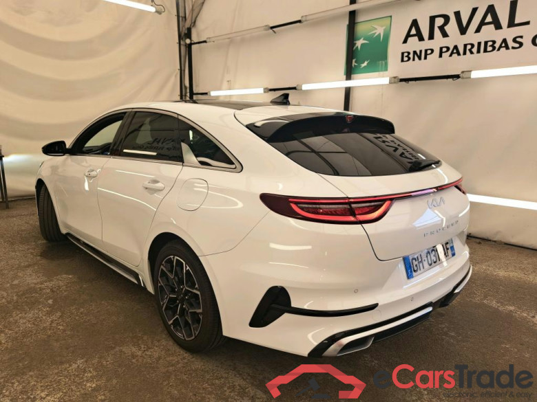 KIA ProCeed / 2021 / 5P / Break 1.5 T-GDI 160 ISG GT LINE PREMIUM #2