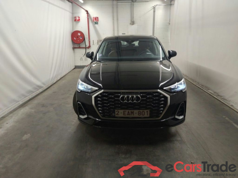Audi Q3 Sportback 45 TFSI e S tronic S Line 5d #5