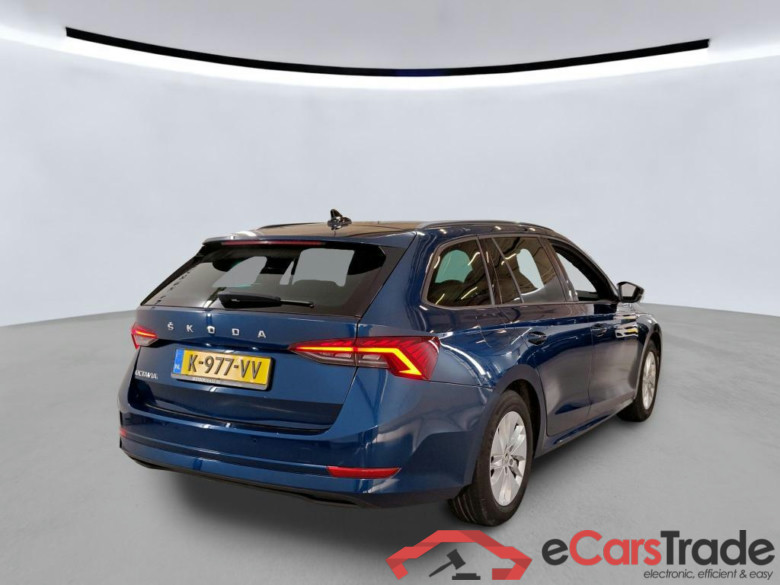 SKODA Octavia Combi 81 kW #6