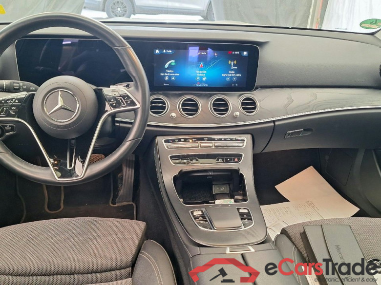 E -Klasse T-Modell E 300 de 4Matic (213.211)Avantgarde 2.0 225KW AT9 E6d #4