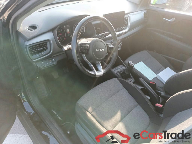 KIA Stonic / 2017 / 5P / todoterreno 1.0 T-GDi 74kW (100CV) MHEV iMT Concept (CM) #3