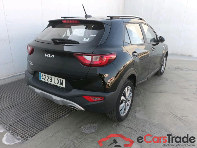 KIA Stonic / 2017 / 5P / todoterreno 1.0 T-GDi 74kW (100CV) MHEV iMT Concept (CM) #2