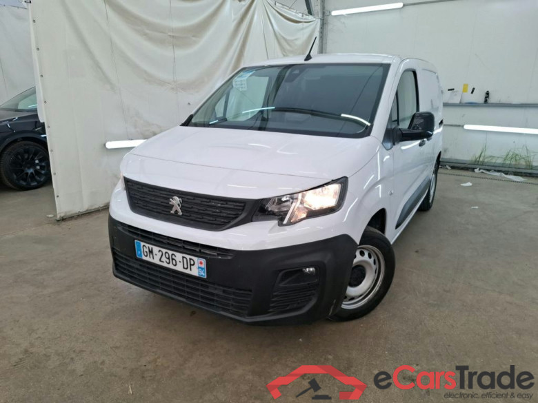 PEUGEOT Partner / 2018 / 4P / Fourgonnette BHDI 130 S&S EAT8 650KG STAND ASPHALT #1