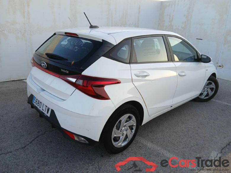 HYUNDAI i20 / 2020 / 5P / berlina con portón 1.0 TGDI 74kW (100CV) 48V Essence #2