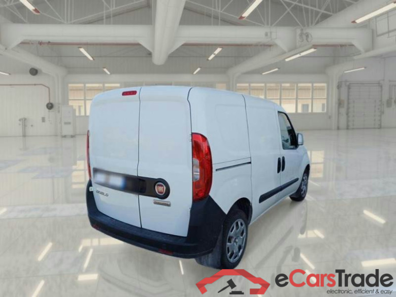 FIAT DOBLÒ CARGO / 2014 / 4P / VETT. FURGONATA 1.6 MULTIJET 16V 105CV SX EURO 6 #2