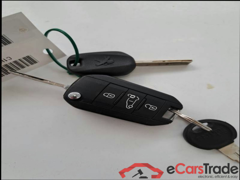 PEUGEOT PARTNER / 2018 / 4P / VETT. FURGONATA L1 BLUEHDI 130CV PREMIUM #1