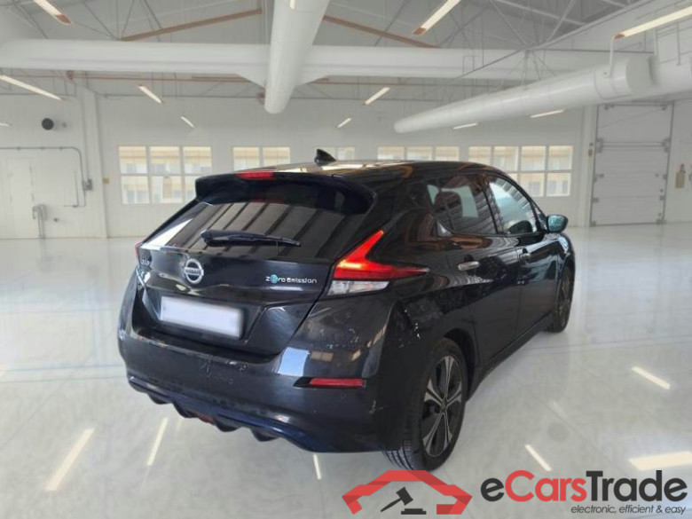 NISSAN LEAF / 2017 / 5P / BERLINA BUSINESS 40KWH #3