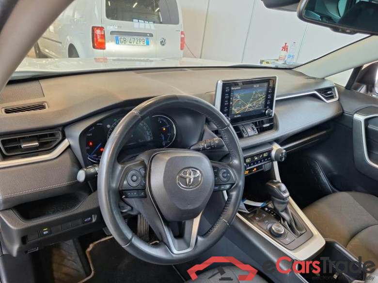 TOYOTA RAV4 / 2018 / 5P / CROSSOVER 2.5 HV 222V E-CVT BUSINESS 4WD #3