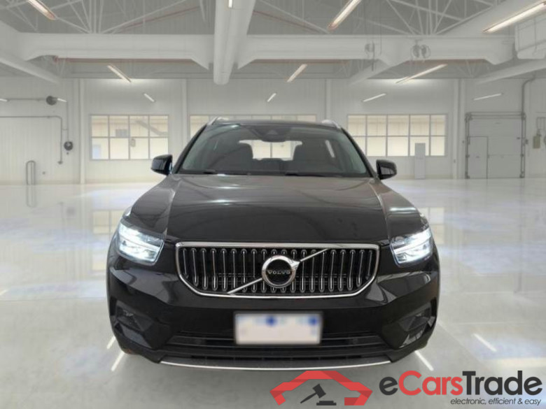 VOLVO XC40 / 2017 / 5P / SUV T4 PLUG-IN HYBRID AUTO RECH INSCRIP EXPR #6