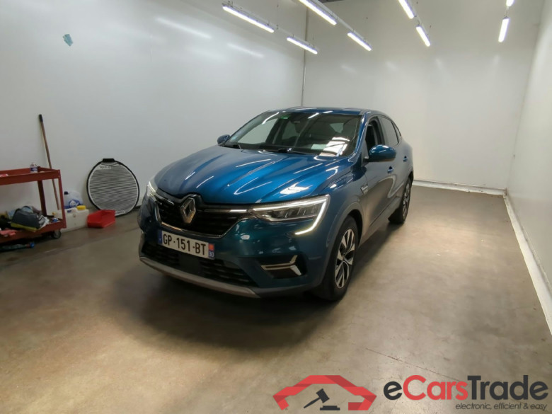 RENAULT Arkana / 2021 / 5P / SUV Evolution mild hybrid 140 EDC -22 #1