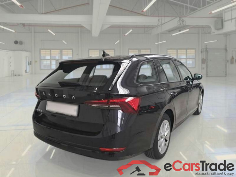 SKODA OCTAVIA WAGON / 2020 / 5P / STATION WAGON 2.0 TDI EVO 110KW EXECUTIVE DSG #2