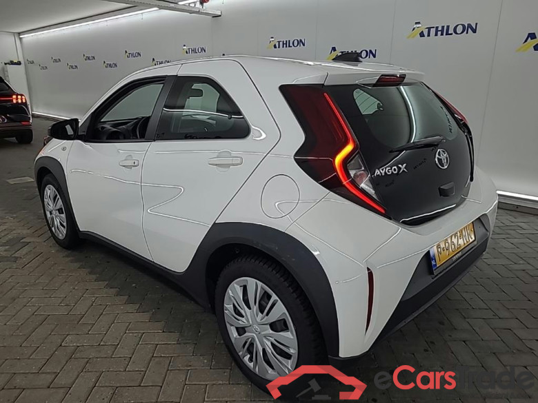 TOYOTA Aygo X 1.0 VVT-I MT play 5D 53kW #4
