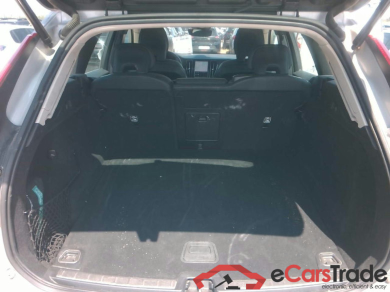 XC60 B4 197CH 2WD BA U CH FFA #6