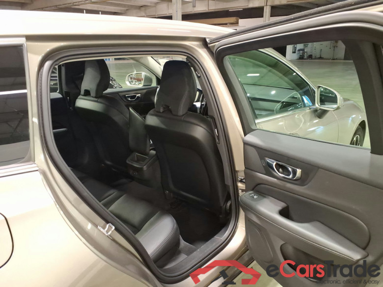 VOLVO V60 2.0 D3 MOMENTUM PRO #5