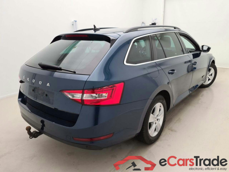 SKODA SUPERB COMBI 2.0 CRTDI CLEVER DSG #2