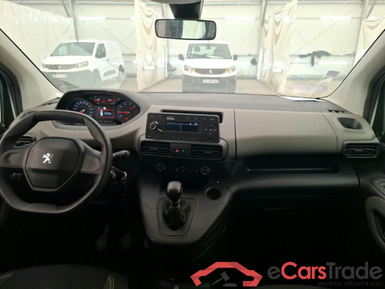 Rifter Active L1 1.2 PureTech 110 CV #5