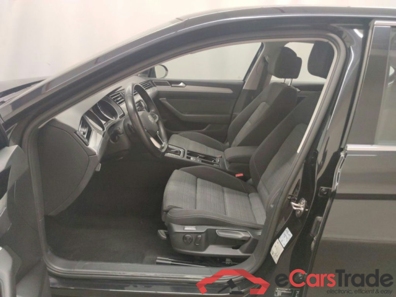 Volkswagen Passat 2.0 TDI 90kW Style Business DSG 4d #3