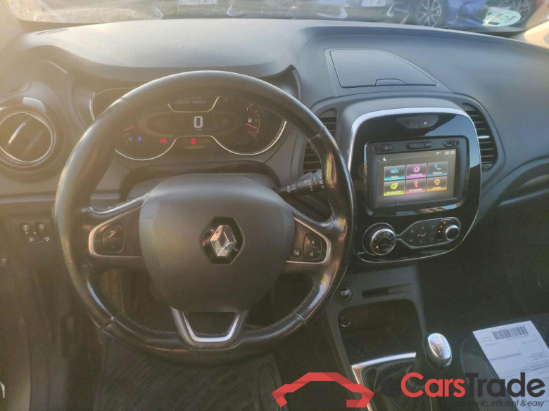 RENAULT Captur / 2017 / 5P / crossover Zen dCi 66kW (90CV) #3