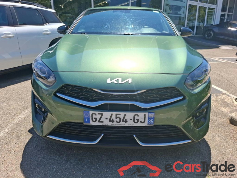 KIA ProCeed / 2021 / 5P / Break 1.5 T-GDI 140 GT LINE BUSINESS DCT7 #1