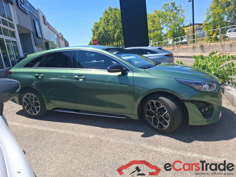 KIA ProCeed / 2021 / 5P / Break 1.5 T-GDI 140 GT LINE BUSINESS DCT7 #6