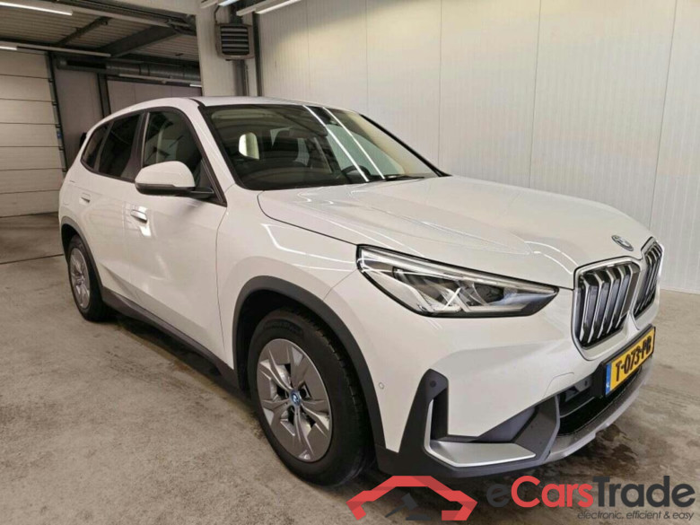 BMW iX1 xDrive30 Launch Ed. #5